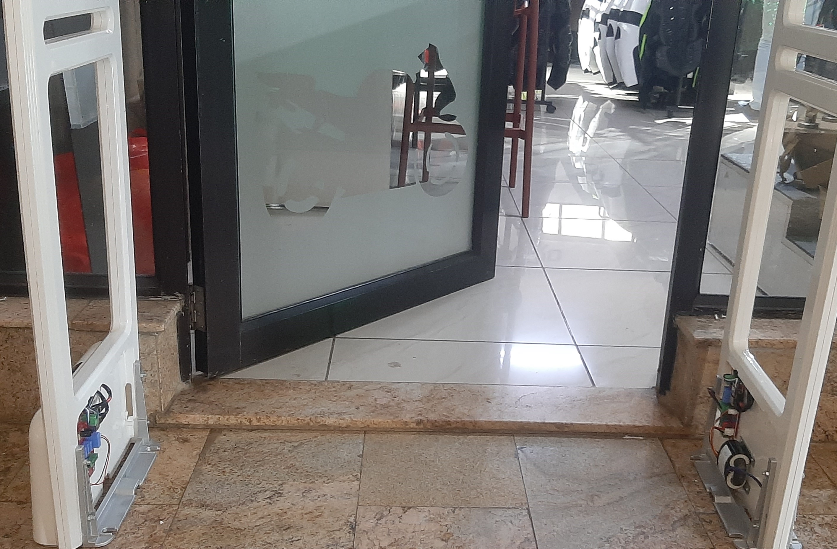 58kHz AM EAS Security Gate  gallery image
